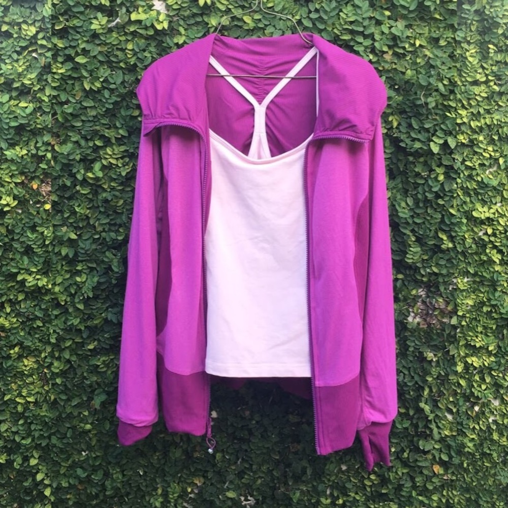 Lululemon Regal Plum In Flux Size 8 Jacket hoodie