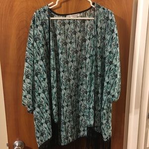 Super cute tribal printed top with fringe detail