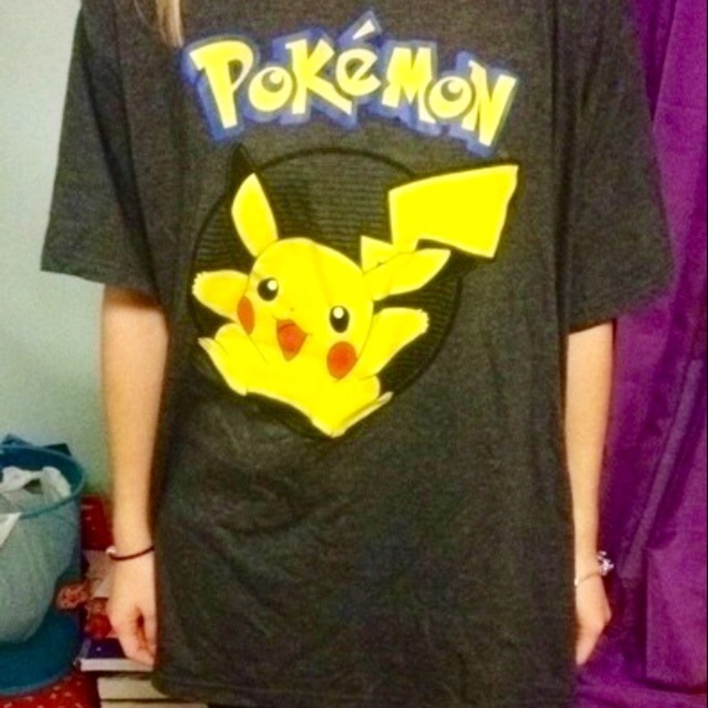 2XL Pokemon Pikachu T-Shirt 🐭