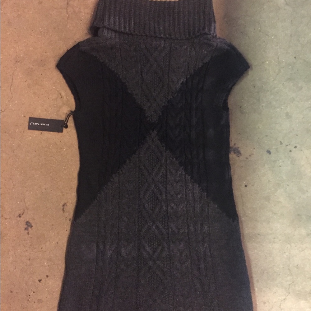 NWT XL Cowl neck/sleeveless. Black Tape_ sweater