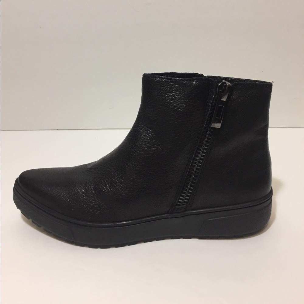 Chelsea Crew Black Label Boots