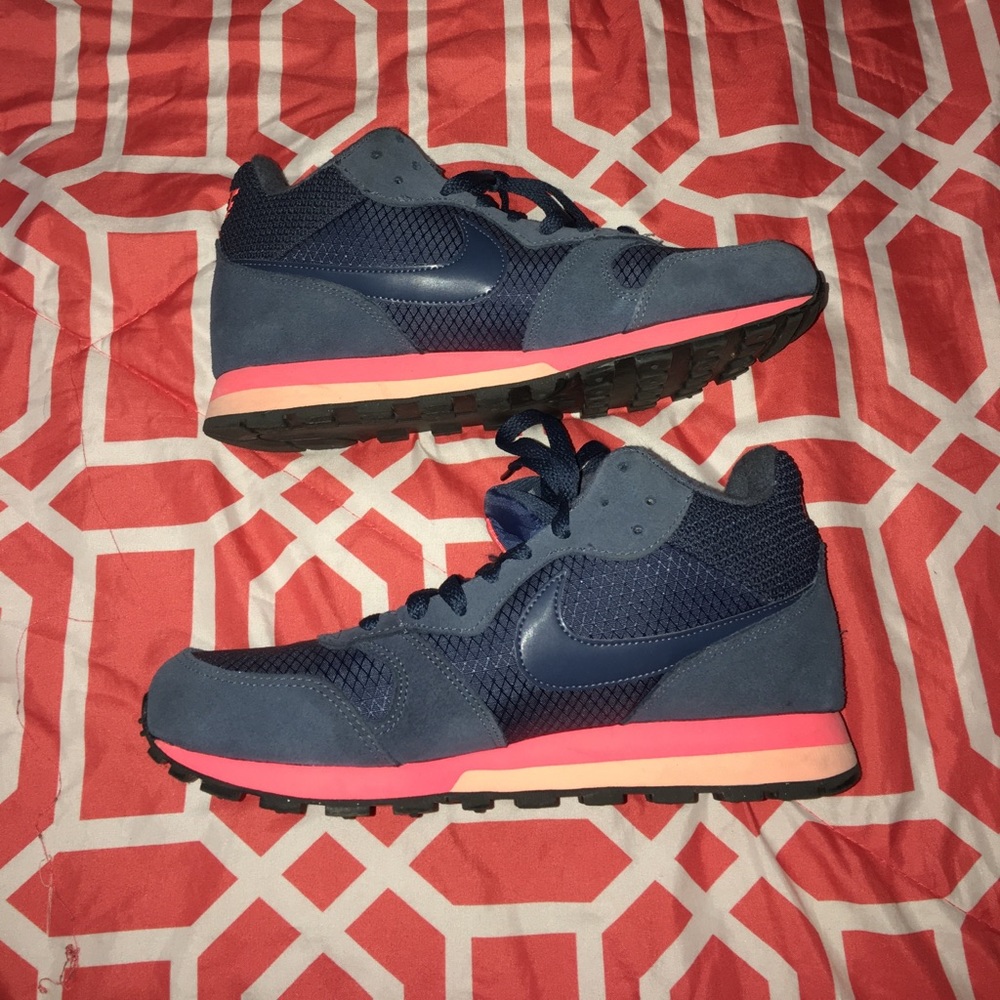 Nike Pink and Navy Blue