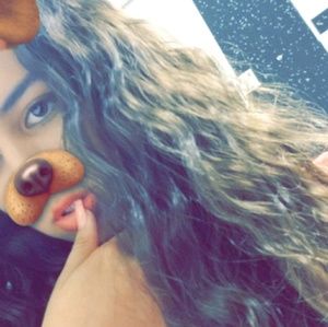 Meet your Posher, Celina