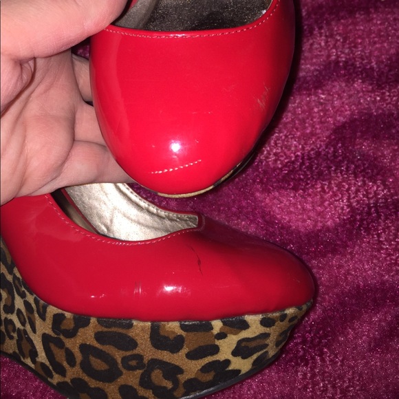 Sexy red & cheetah pin up, rockability wedges - Picture 5 of 6