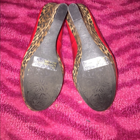Sexy red & cheetah pin up, rockability wedges - Picture 6 of 6