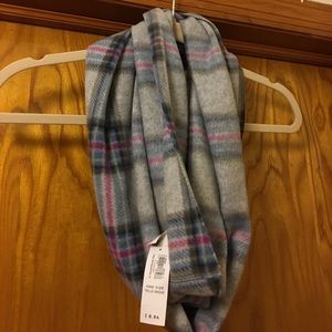 Brand new OLD NAVY scarf