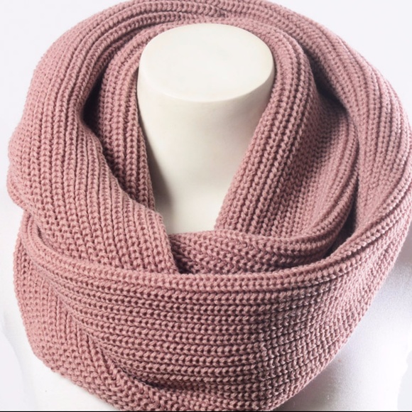 Muave Ribbed Knit Infinity Scarf - Picture 2 of 3