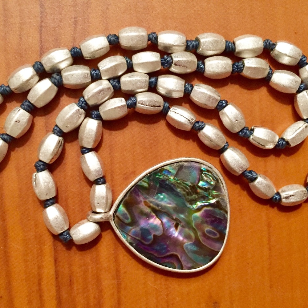 Beautiful Labradorite Stone Necklace