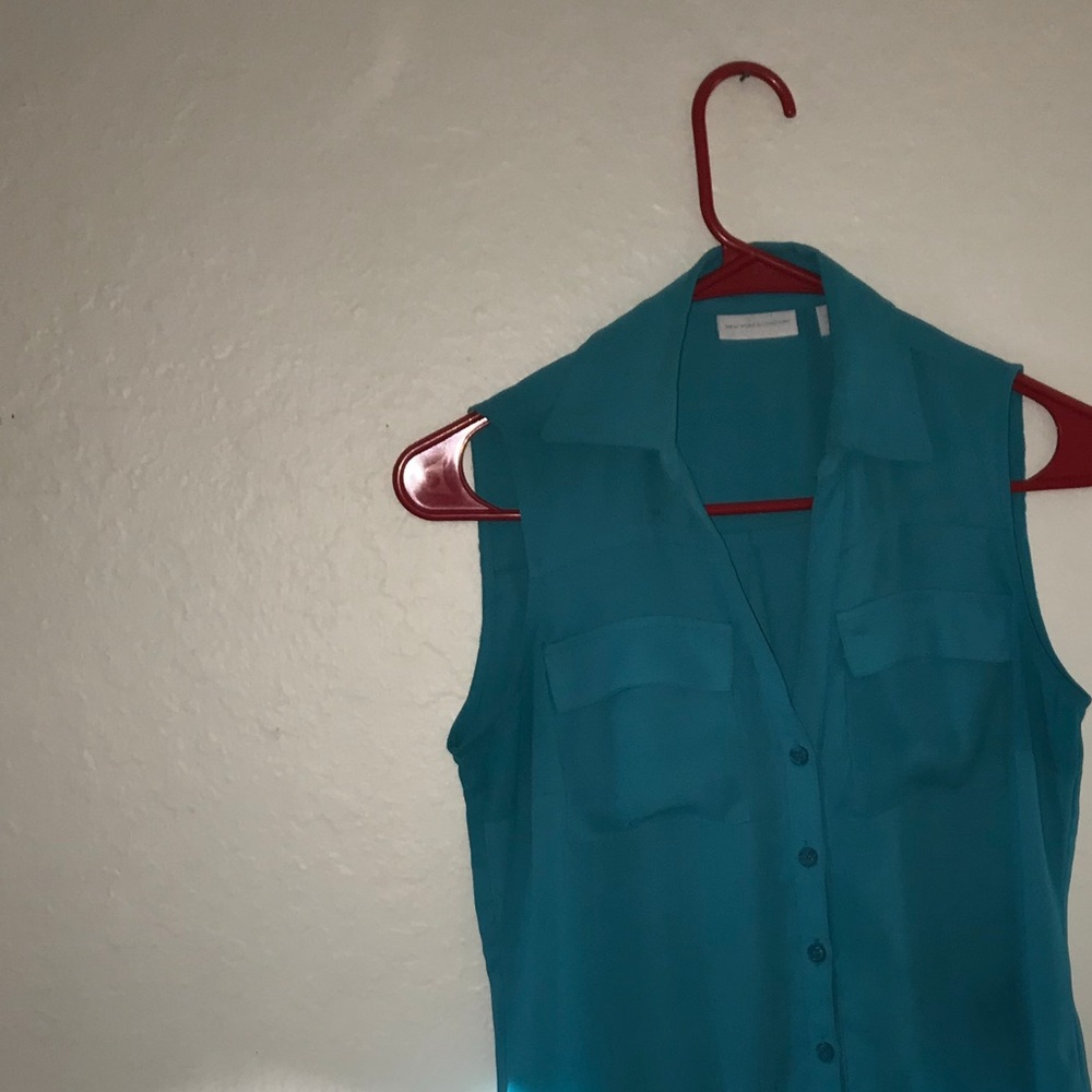 Blue button Up - Picture 2 of 4