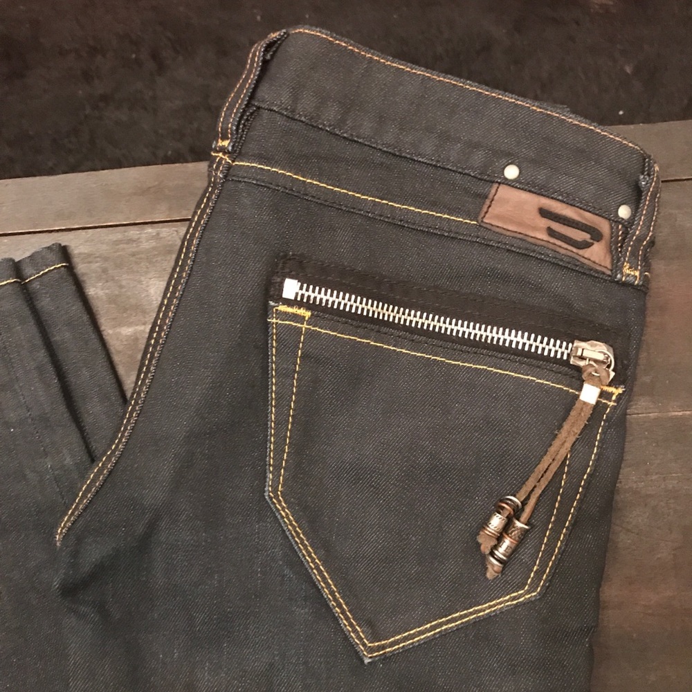 Diesel dark blue denim clush jeans size W26 L34