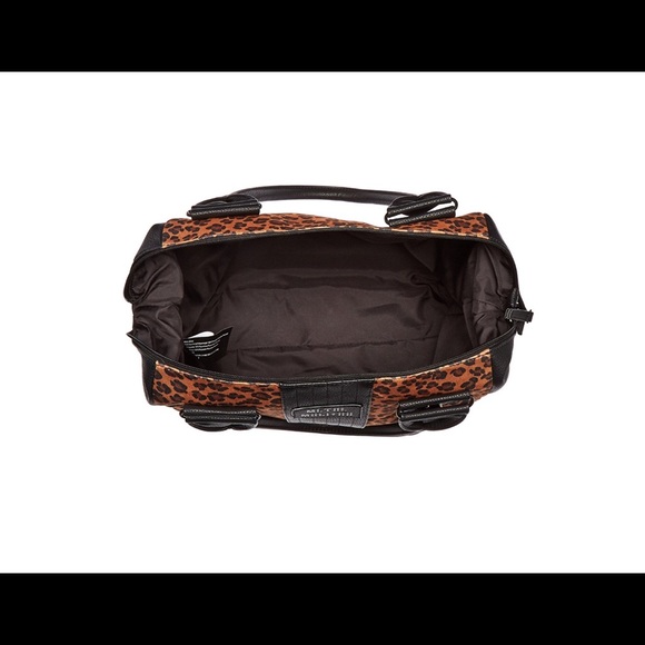 Re-Stocked NWT ♠️METAL MULISHA Outlaw Bag♠️ - Picture 8 of 8