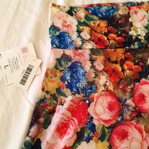 LuLaRoe Skirts - NWT Lularoe Floral Azure Skirt Large LuLaRoe Skirts - NWT Lularoe Floral Azure Skirt Large