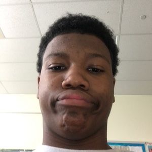 Meet your Posher, Deandre