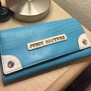 Juicy Couture Wallet Juicy Couture Wallet