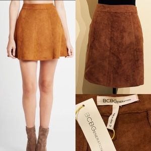 BCBG Women's Seamed Faux Suede A-Line Skirt Sz 12