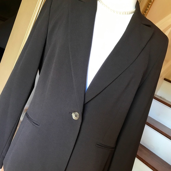 Jones & Co. Blazer - Picture 2 of 8