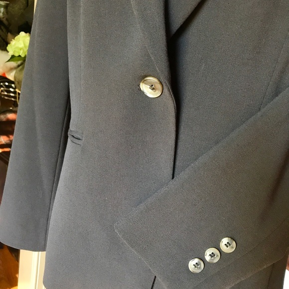 Jones & Co. Blazer - Picture 3 of 8