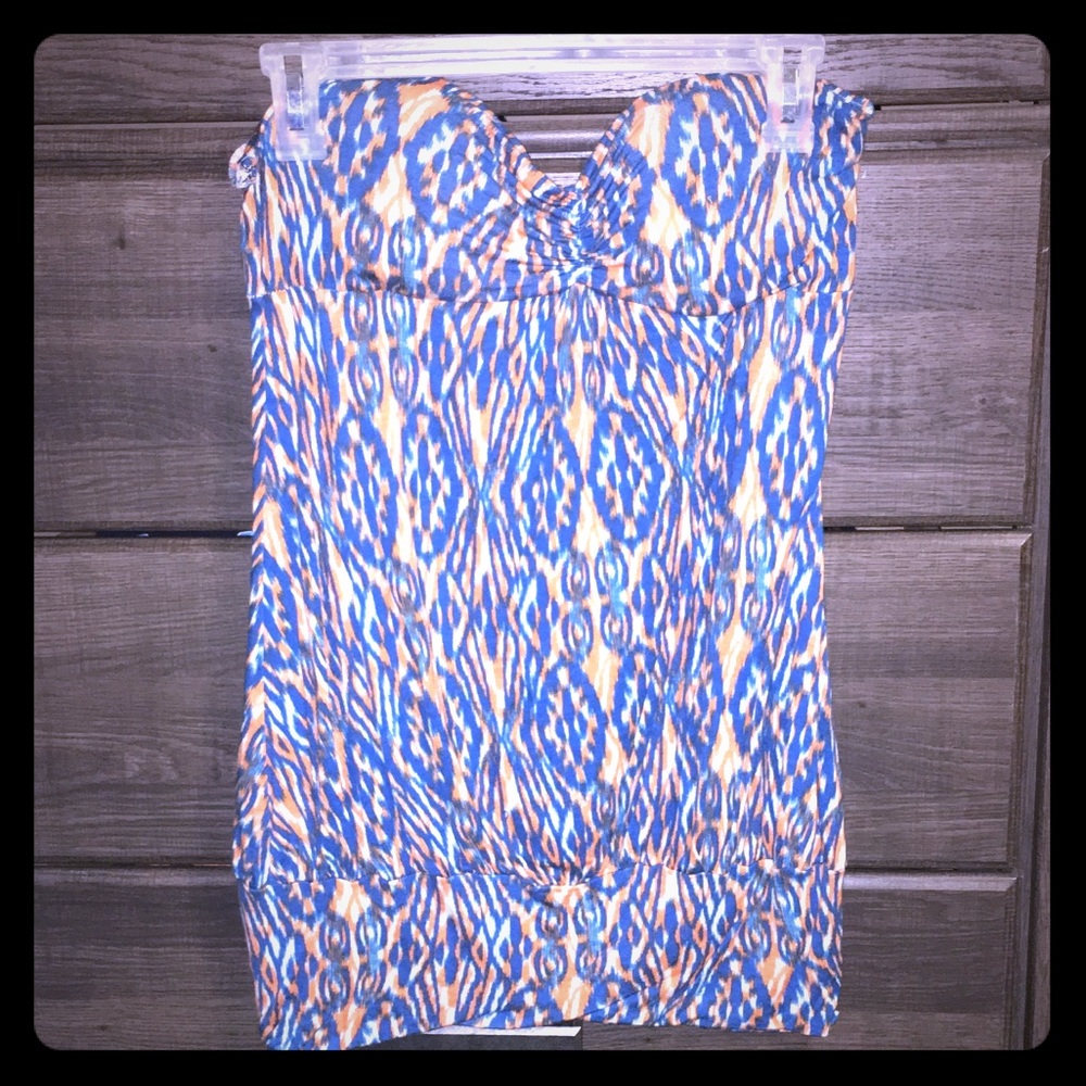 Eyeshadow Brand:Large Strapless/Halter Top