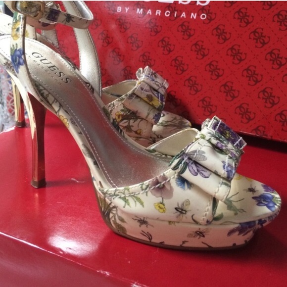 Guess Marciano Open Toe Floral Patent Heels 5.5 - Picture 5 of 5