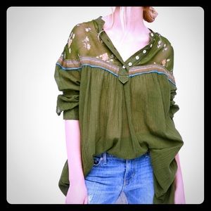 Free People - hearts and colors top (green)