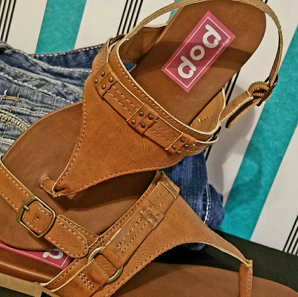 Cognac  sandals!