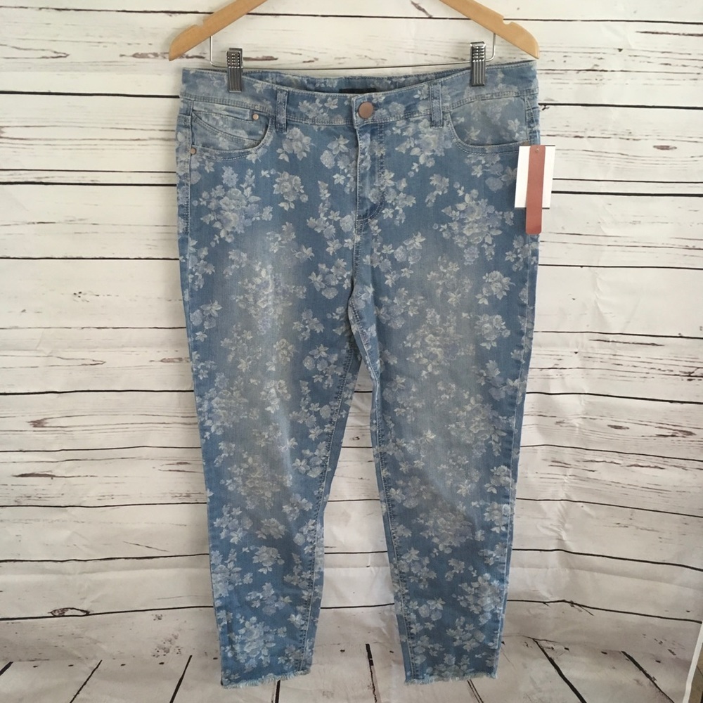 Fire Los Angles Floral Ankle Jeans