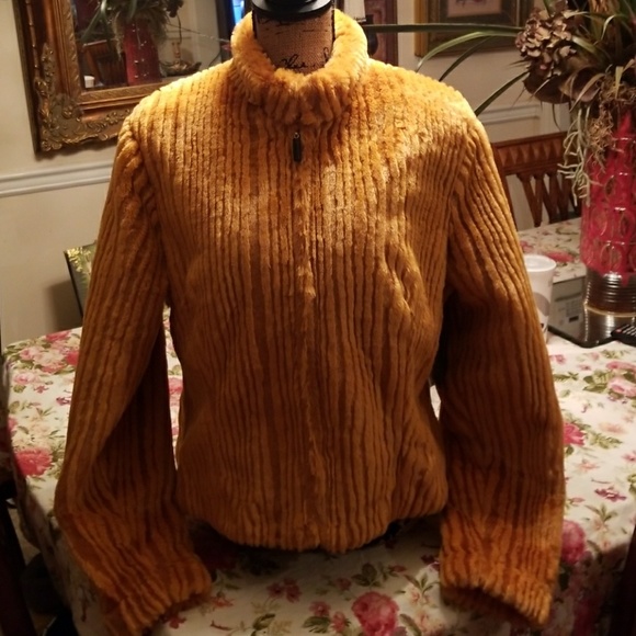 TSUNAMI ESQ FAUX FUR JACKET - Picture 1 of 8
