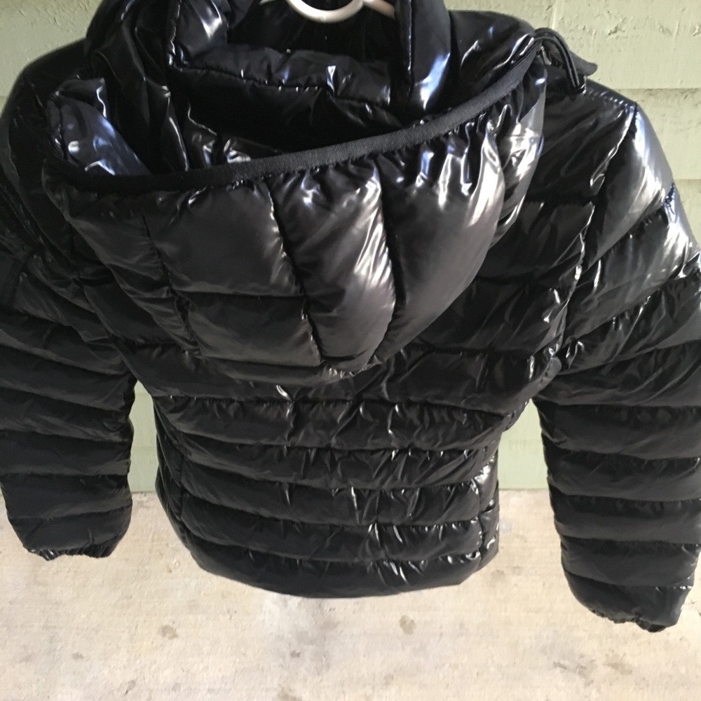 NWT Moncler Modello Bady puffer coat for women. - Picture 5 of 8