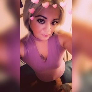 Meet your Posher, Claudia