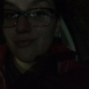 Meet your Posher, Annette