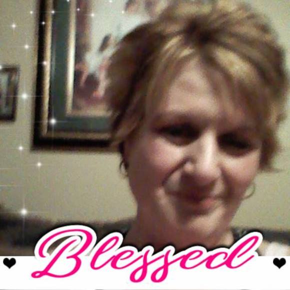 Meet your Posher, Arlene - Picture 1 of 1