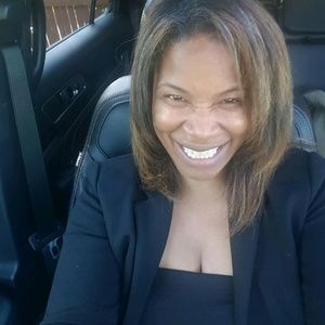 Meet your Posher, Cory