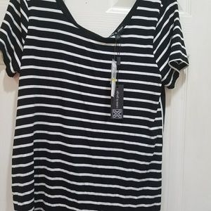 NWT~Unique Cable and Gauge stripes top