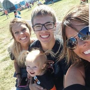 Meet your Posher, Melanie