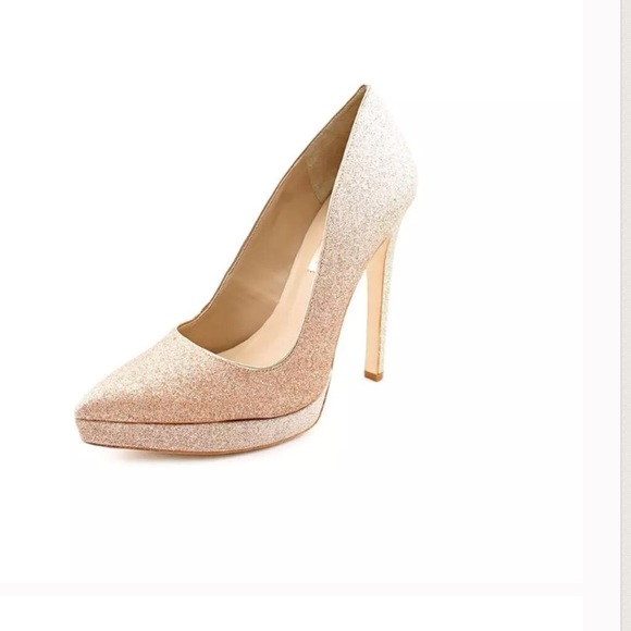 BCBGMaxazria Champagne Glitter pumps. - Picture 2 of 4