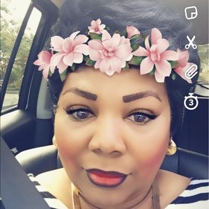 Meet your Posher, Jolynn