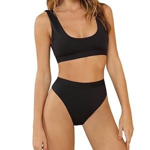 Black swim suit never worn