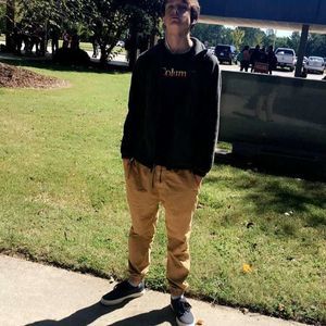 Meet your Posher, Colby