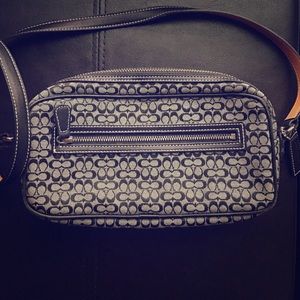 Black and grey vintage Coach crossbody bag Black and grey vintage Coach crossbody bag