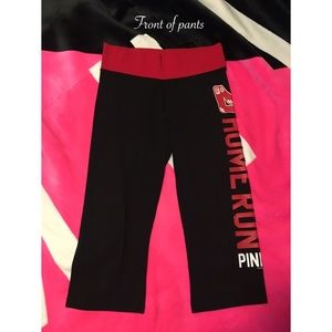 VSPINK BOSTON RED SOX CAPRI LEGGINGS