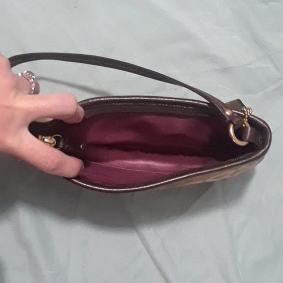 Coach Signature Collection Purse - Picture 3 of 4