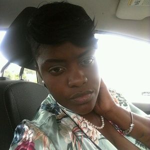 Meet your Posher, Nikki