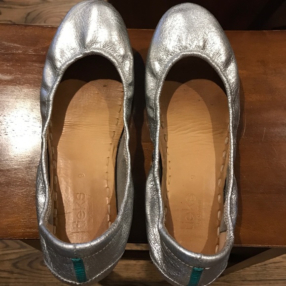 silver tieks