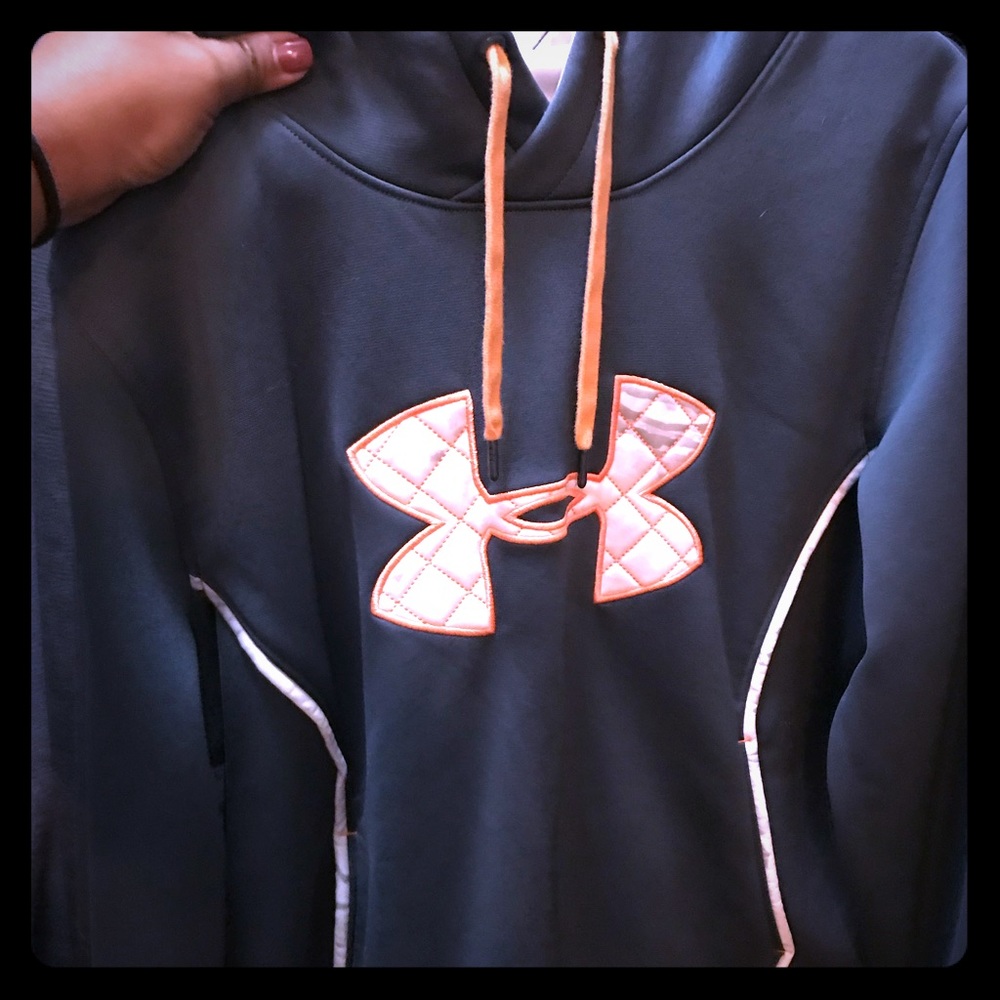 Under Armour women’s XL hoodie