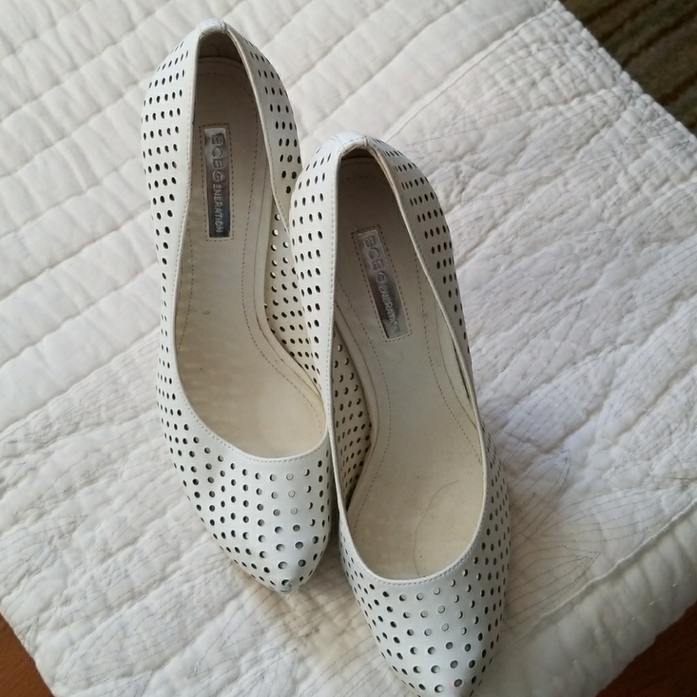 BCBGeneration white 3 inch heels