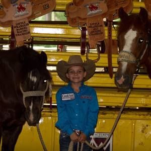 Meet your Posher, Casey n