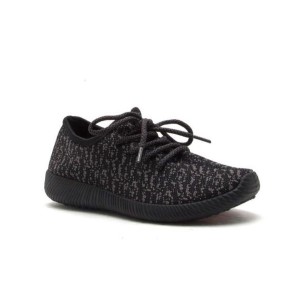 New 🔥Fly Knit Sneakers  🔥Sz 5.5-10🔥 - Picture 5 of 7