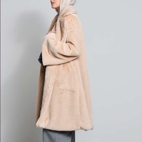 🆕Rosa Bell Sleeve Vegan Faux Fur Camel Coat - Picture 2 of 8