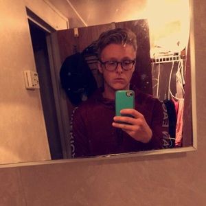 Meet your Posher, Zach