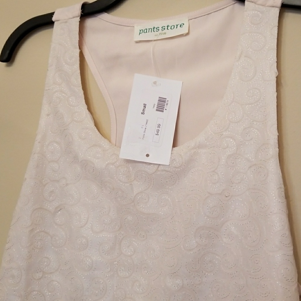 Top - Picture 2 of 4